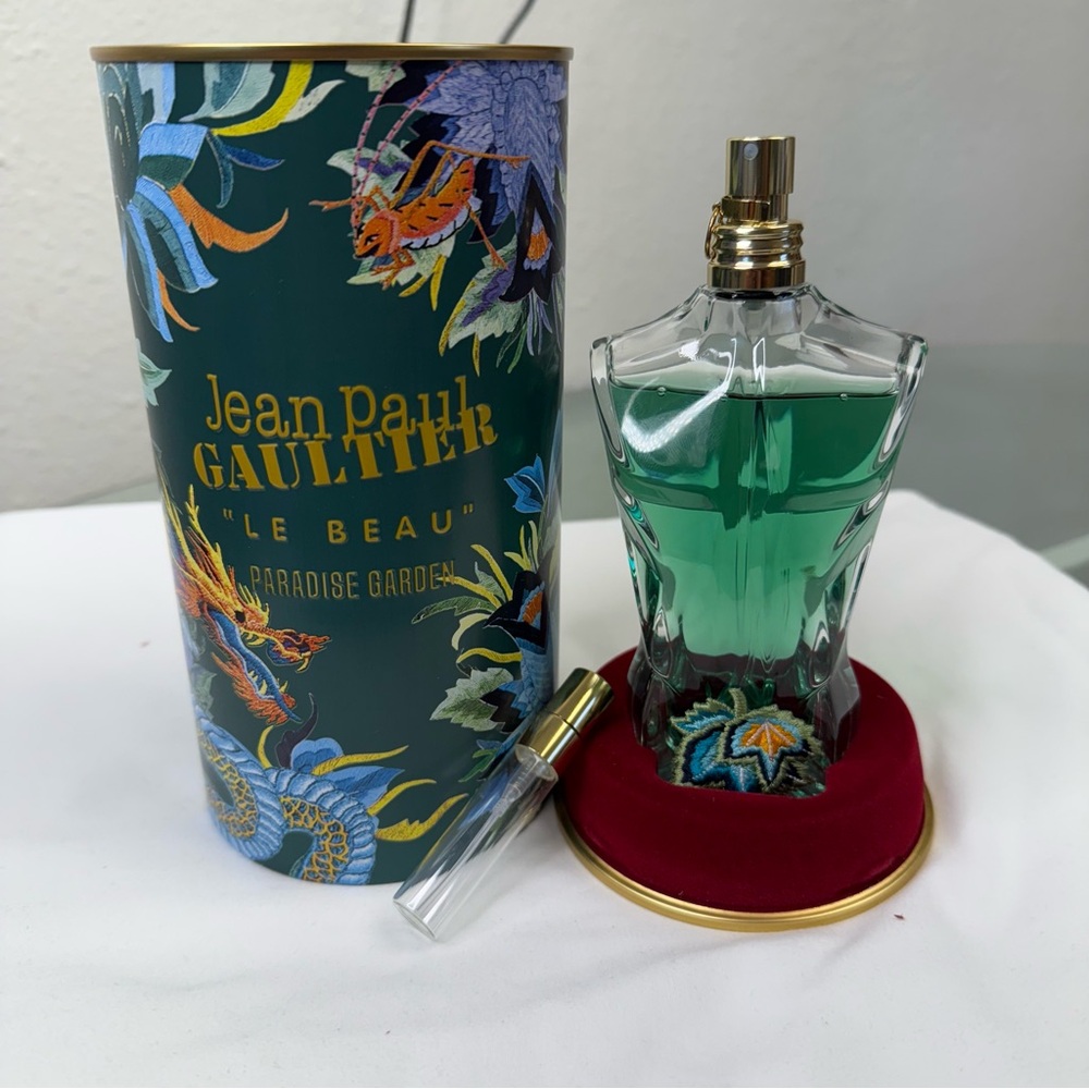 Jean Paul Gaultier "Le Beau" Paradise Garden
(Decanted Sample Only)